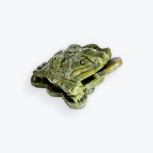 Load image into Gallery viewer, Green Jade Money Frog
